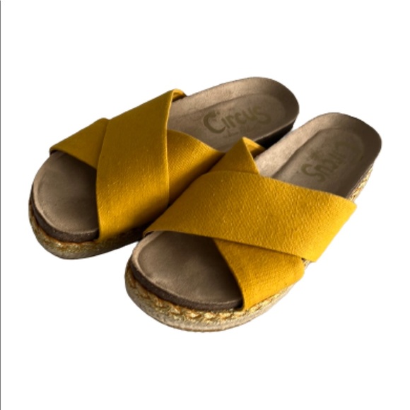 Circus by Sam Edelman Shoes - {preloved} Circus by Sam Edelman Yellow Crisscross Platform Slides